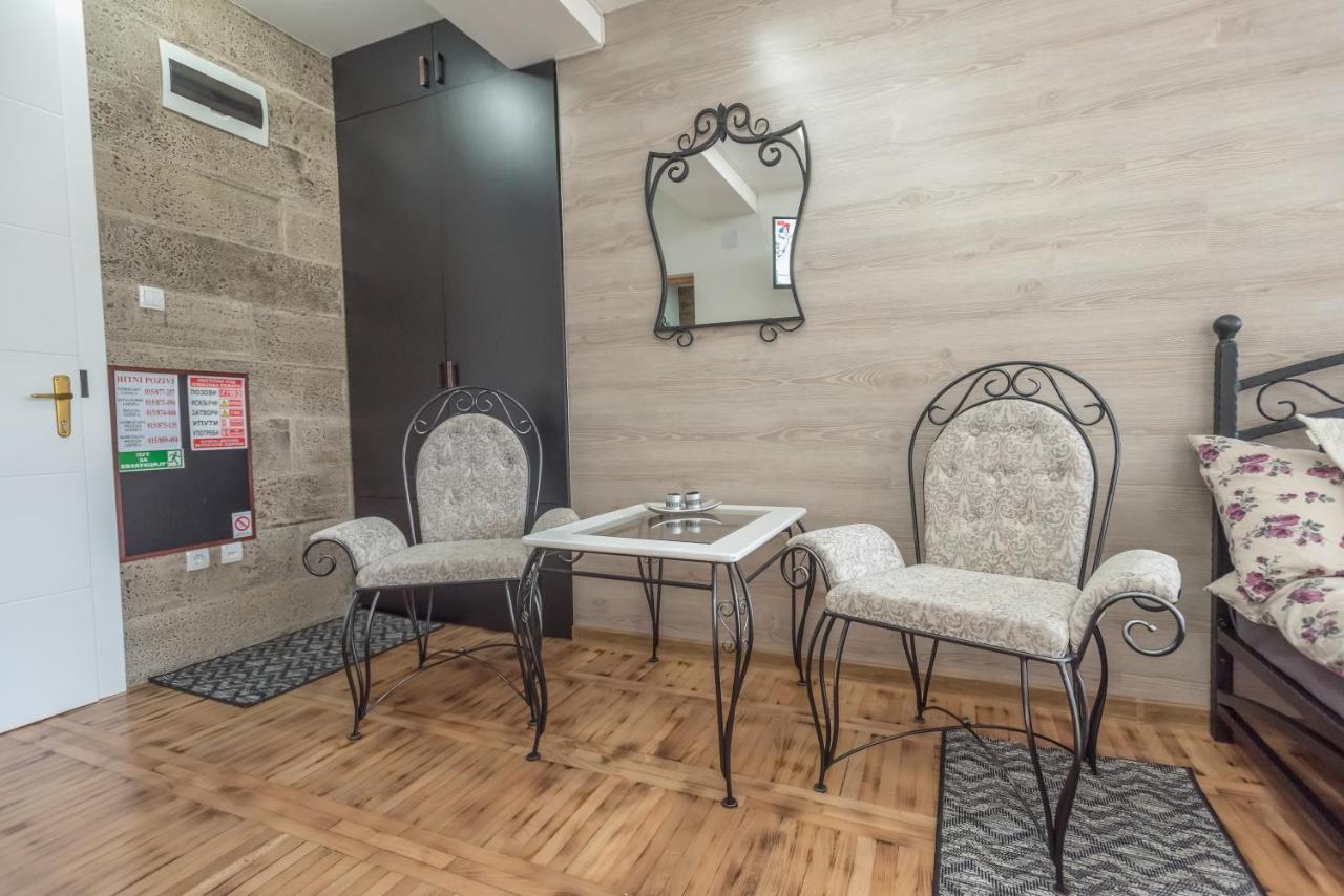 Onore Dell Amore Apartman Sa Djakuzijem Banja Koviljaca Exterior photo