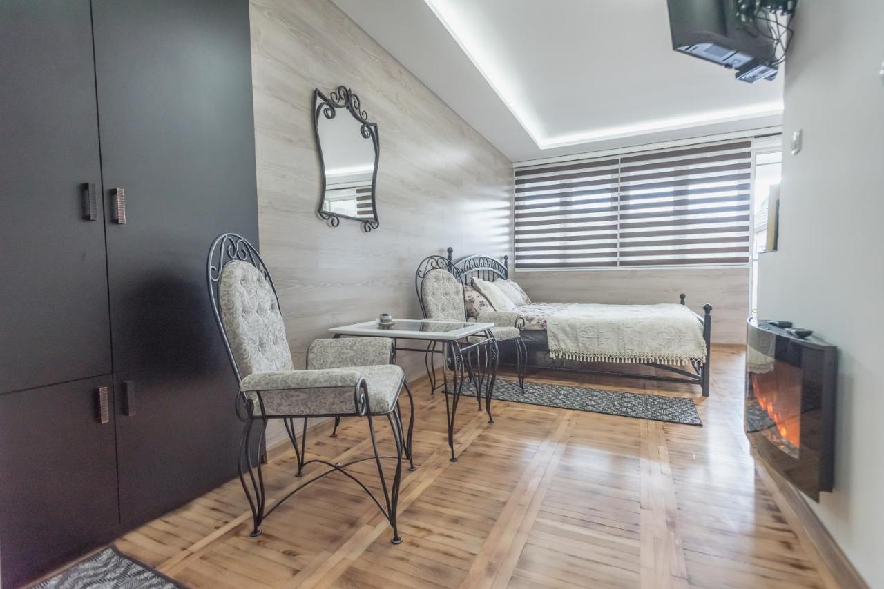 Onore Dell Amore Apartman Sa Djakuzijem Banja Koviljaca Exterior photo