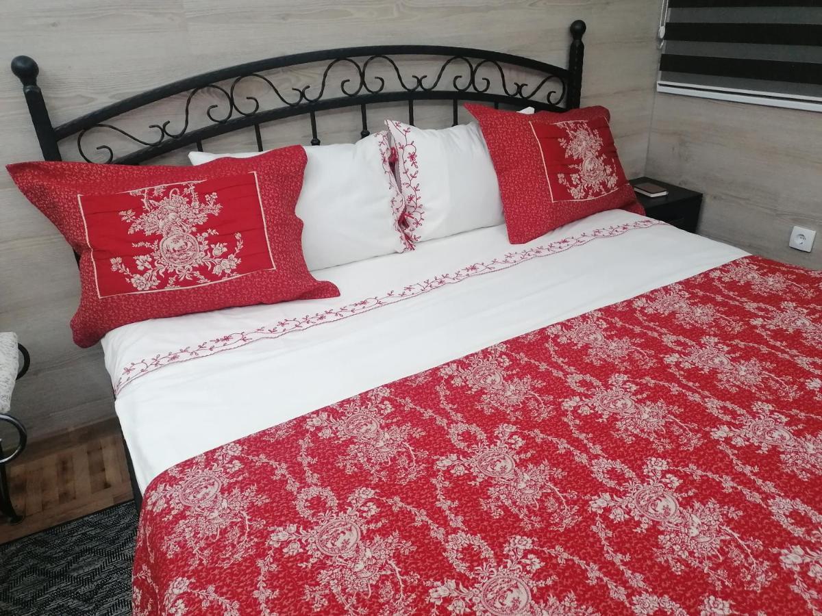 Onore Dell Amore Apartman Sa Djakuzijem Banja Koviljaca Exterior photo