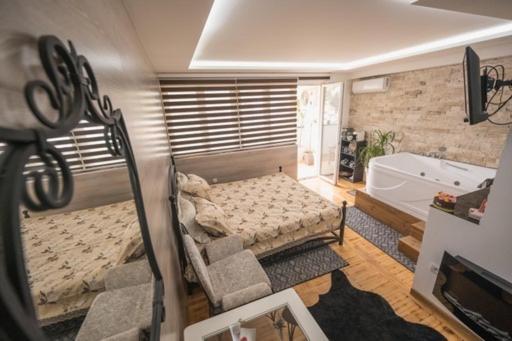 Onore Dell Amore Apartman Sa Djakuzijem Banja Koviljaca Exterior photo